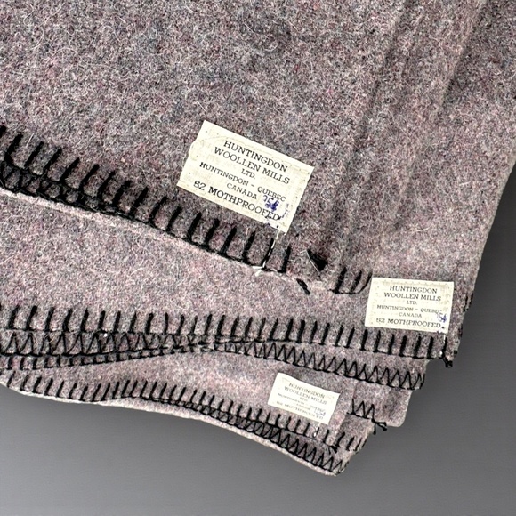 Vintage 1950s Canadian Defense Wool Blanket, Unissued - Picture 2 of 5